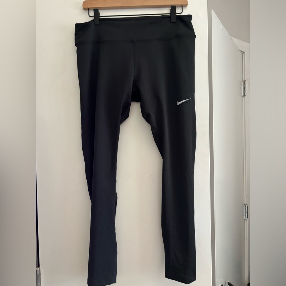 Nike Cropped Legging
